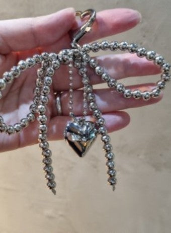 Fashion GRAY Ribbon Heart Keyring — Elegant Charm